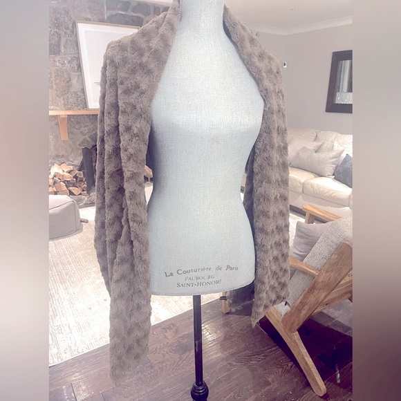 Luxurious Rabbit blend fur scarf - Picture 3 of 5